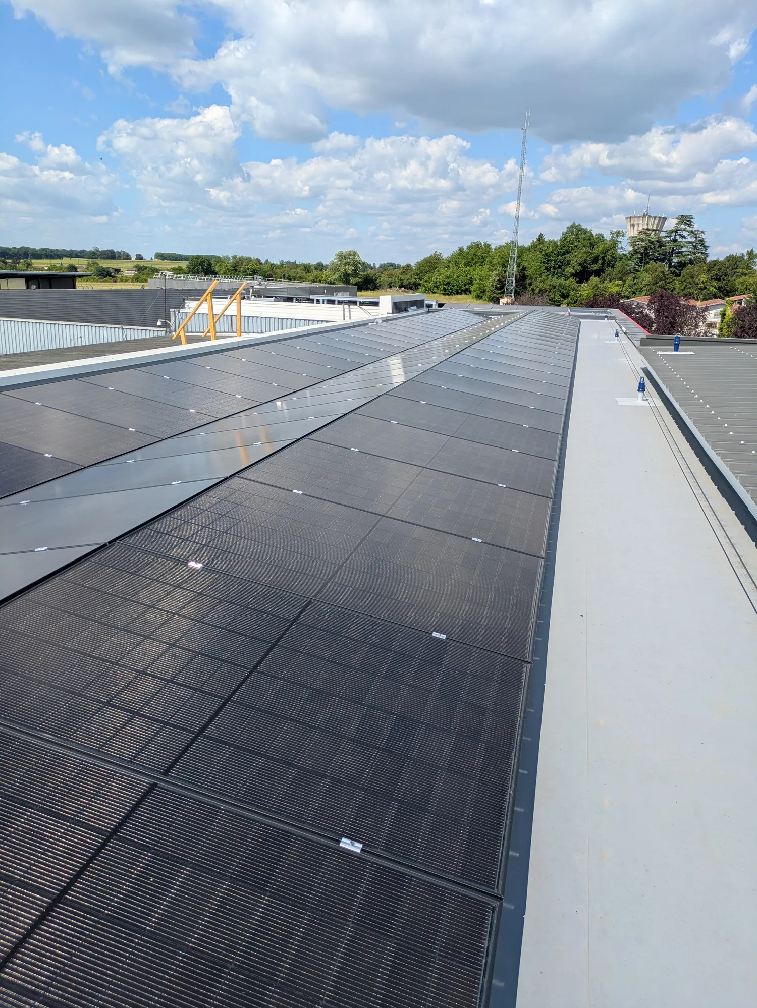 installation-professionnel-panneaux-solaire-13